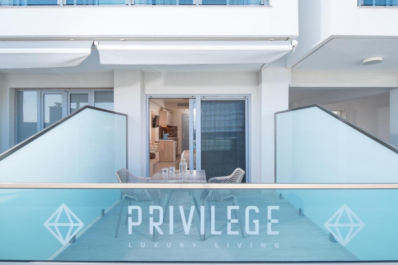 Privilege Luxury Living 萨尔蒂 外观 照片